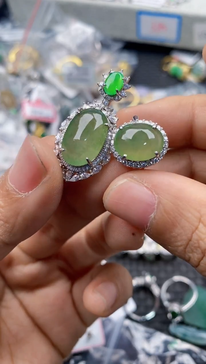 银S925镶嵌戒指翡翠777      4