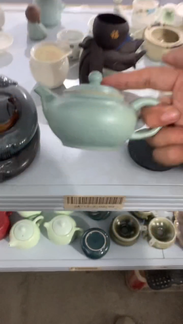 茶壶、盖碗、主人杯、客杯（轻轻微瑕介意勿拍）