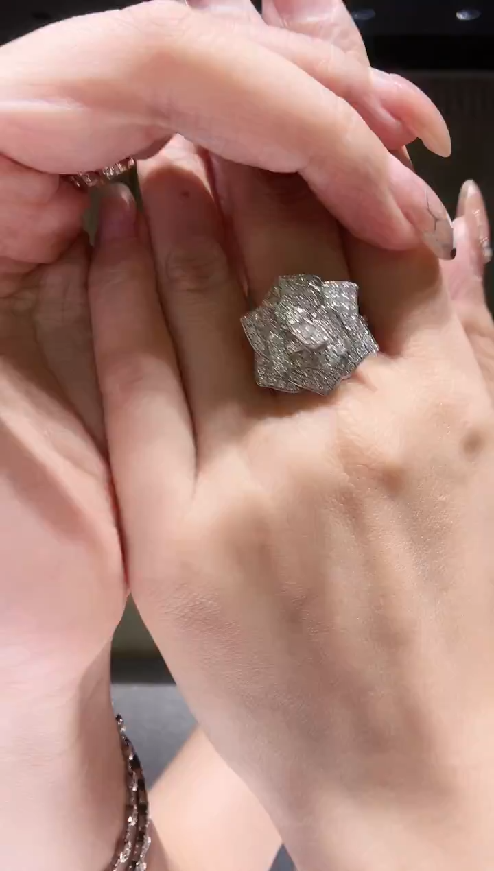 铂Pt950镶嵌戒指钻石AY0326-PT-