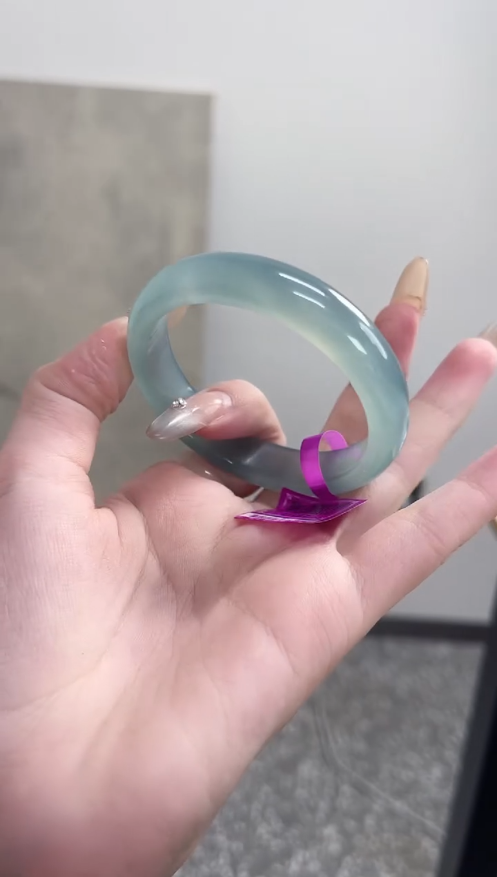 【闪购商品】玛瑙/玉髓手镯未镶嵌53圈 需要包容