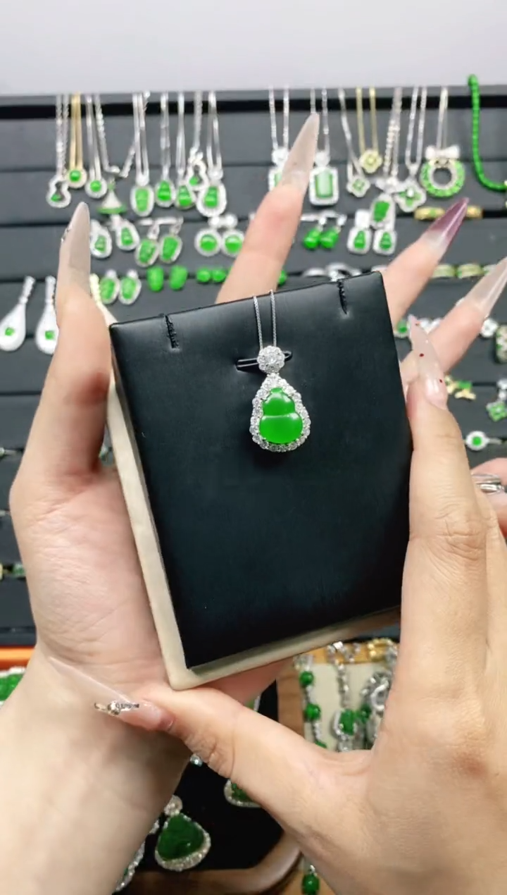 【闪购商品】翡翠颈饰银S925镶嵌多样性