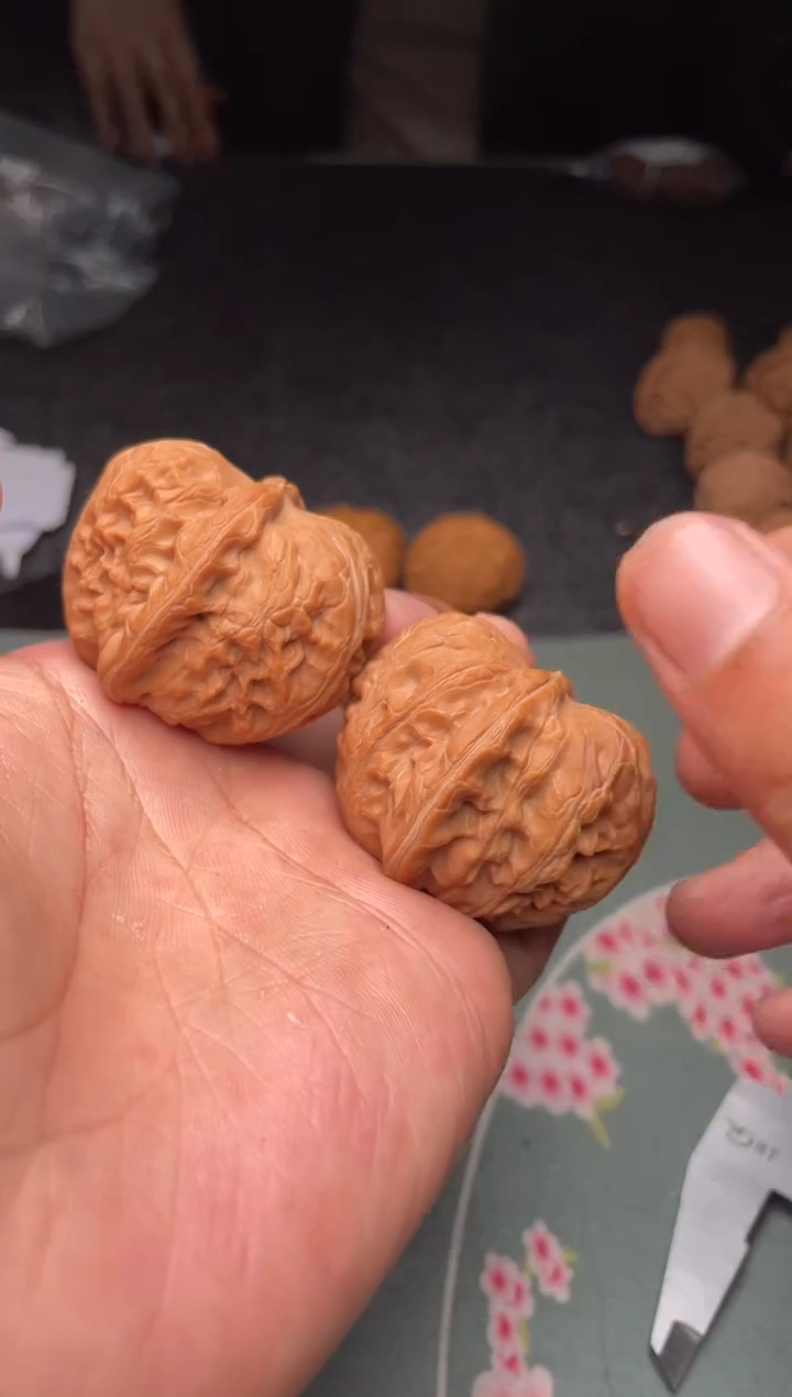 把件文玩核桃a234    元宝 42尺 小水尖