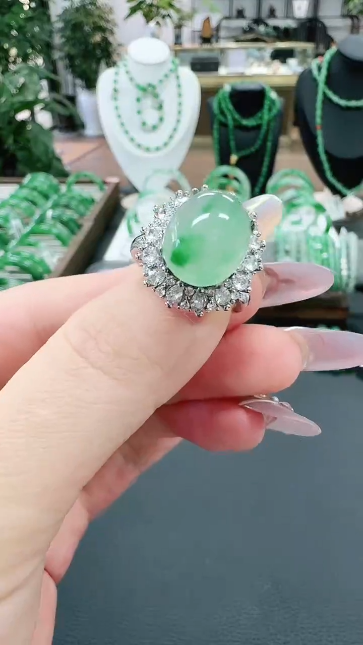 未镶嵌1石英质玉（非洲翠）/1636