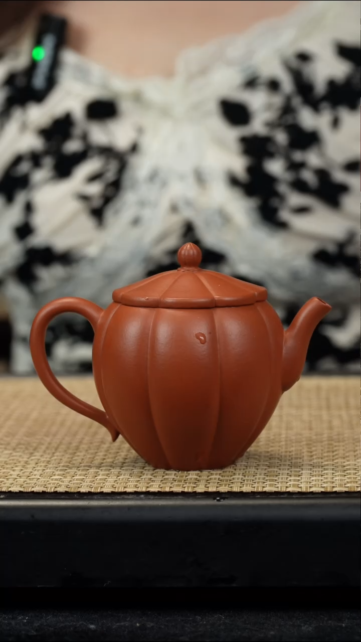紫砂茶壶朱泥宫灯