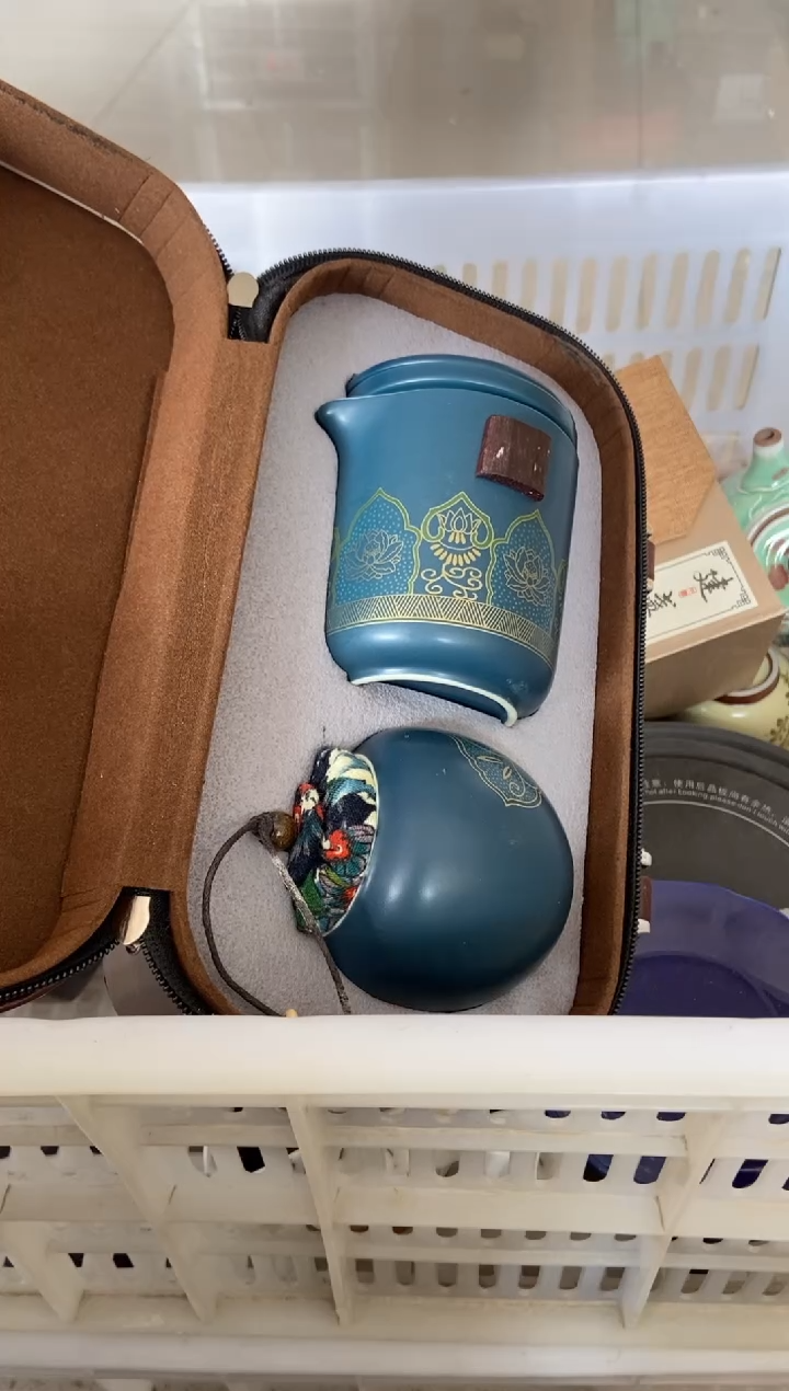 杯无运费险有瑕疵的摄影的产品有使用过的痕迹有点脏介意勿拍