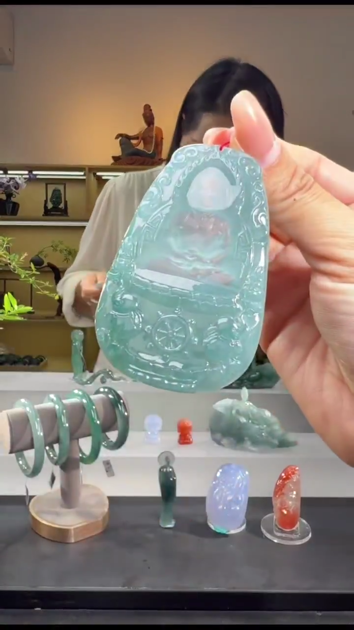 吊坠(赠链)未镶嵌翡翠大日（多样性发其一）