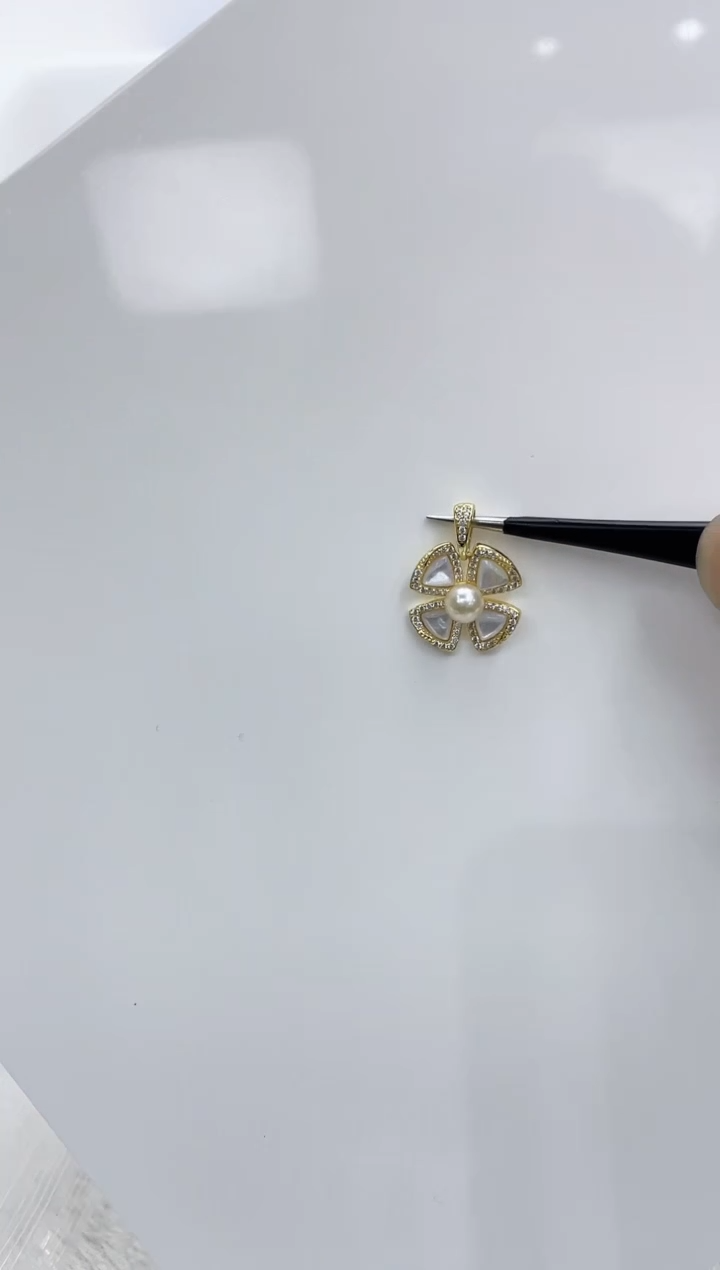 【闪购商品】海水珍珠吊坠(不含链)银S925镶嵌海水珍珠吊坠