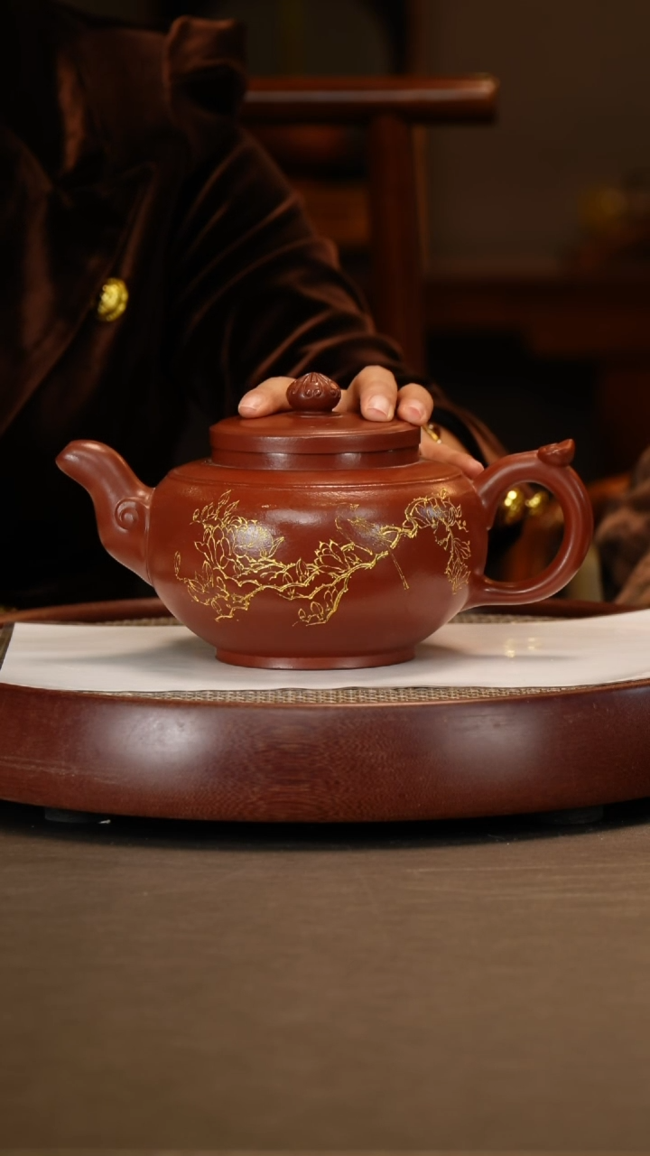 【闪购商品】紫砂茶壶【张赦棠】红泥宫灯    1000CC