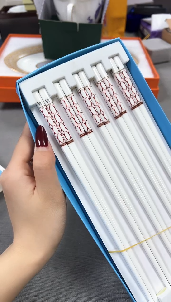 【闪购商品】瓷片新号起号不计成本，点菜优先