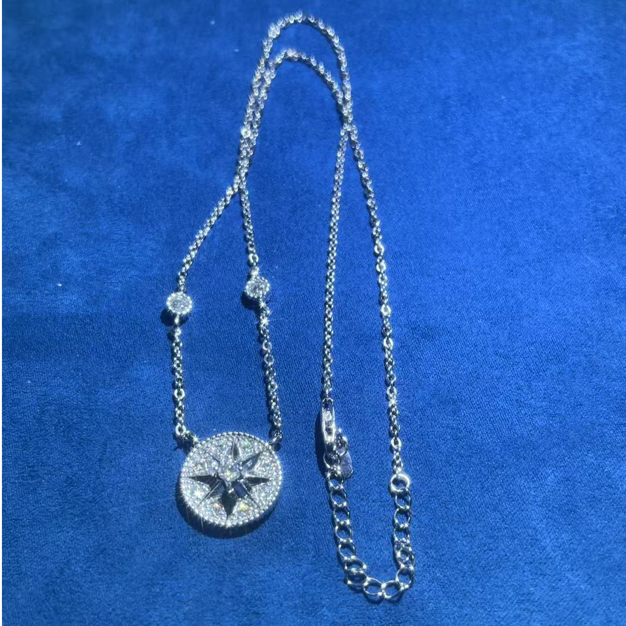 s9173变色满镶八芒星一体链多样性发货