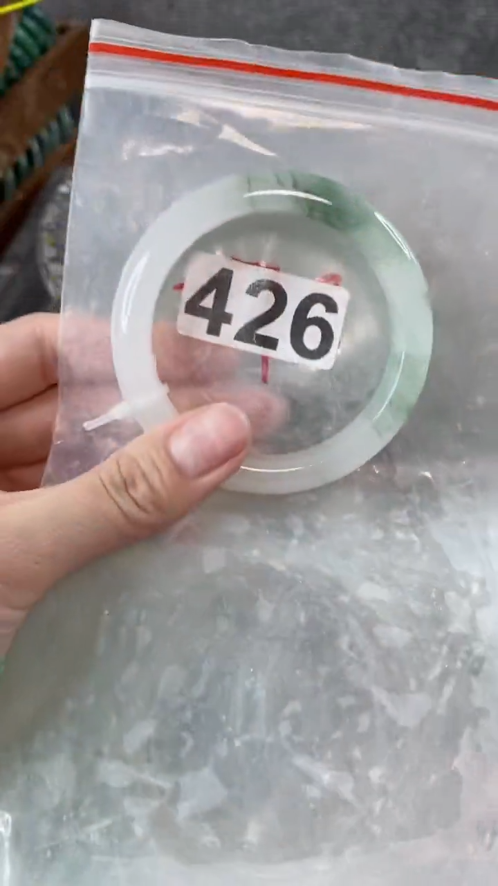 【闪购商品】石英质玉手镯未镶嵌5657+426