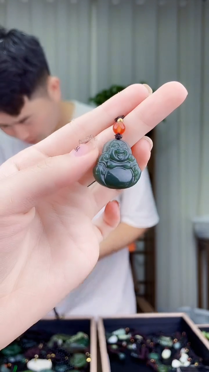 颈饰未镶嵌和田玉拍一发一，多样性发货！