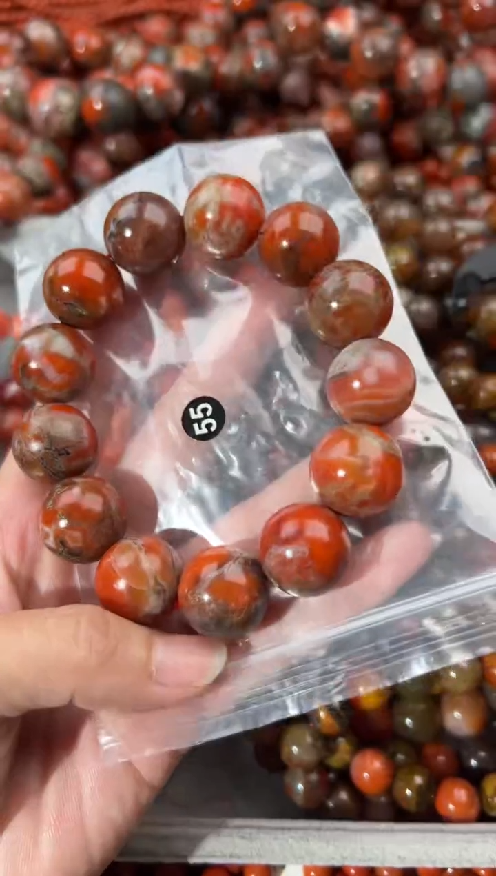 南红玛瑙手串未镶嵌何18+