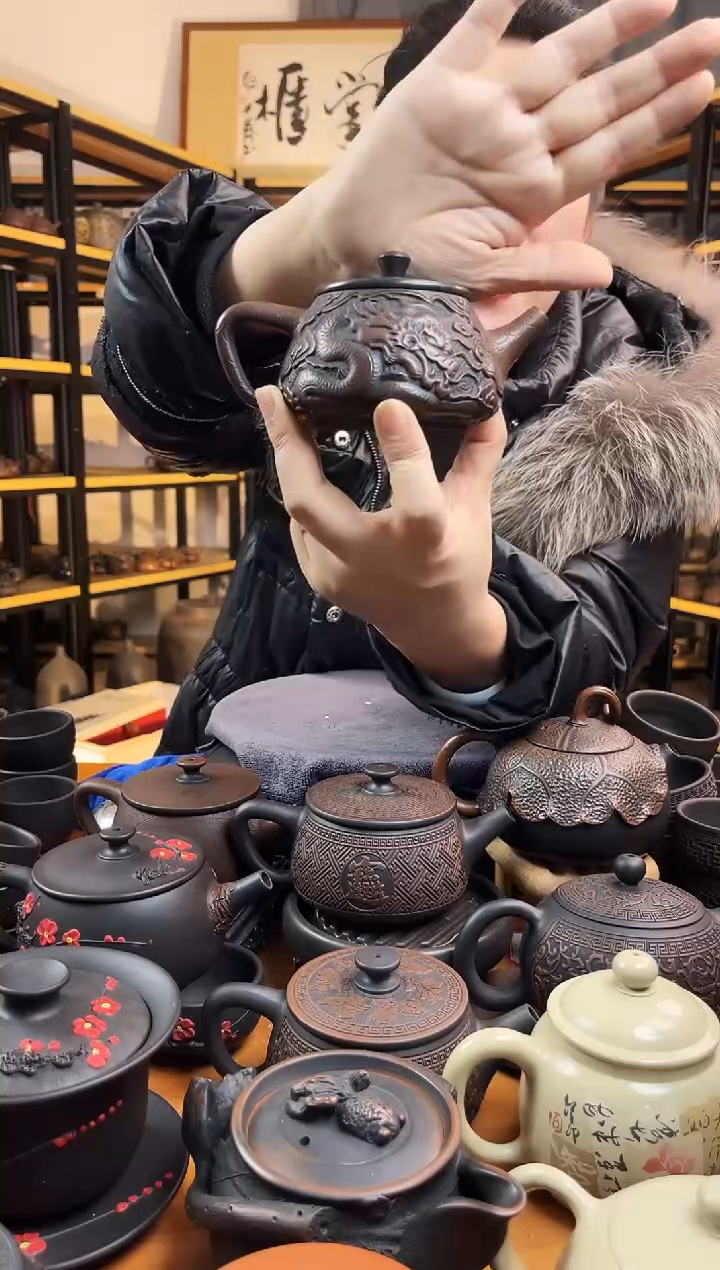 【闪购商品】壶球孔 满雕 龙凤 石瓢