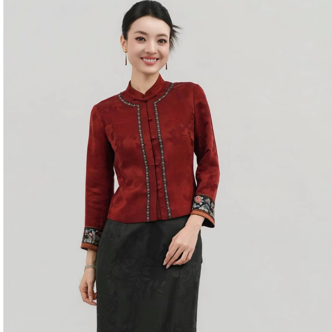 [马年新款]玉家人【勐知】真丝香云纱40姆米蝶恋花ol长袖上衣新中式