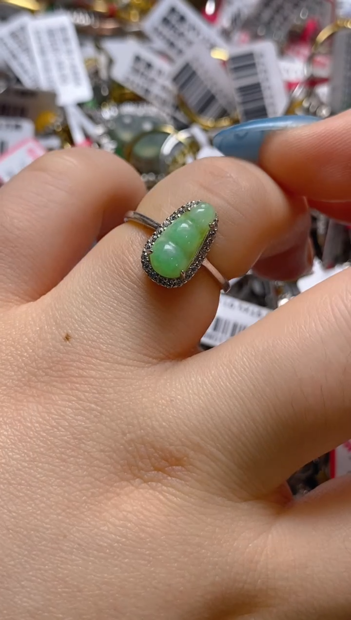 银S925镶嵌戒指翡翠百内无证书