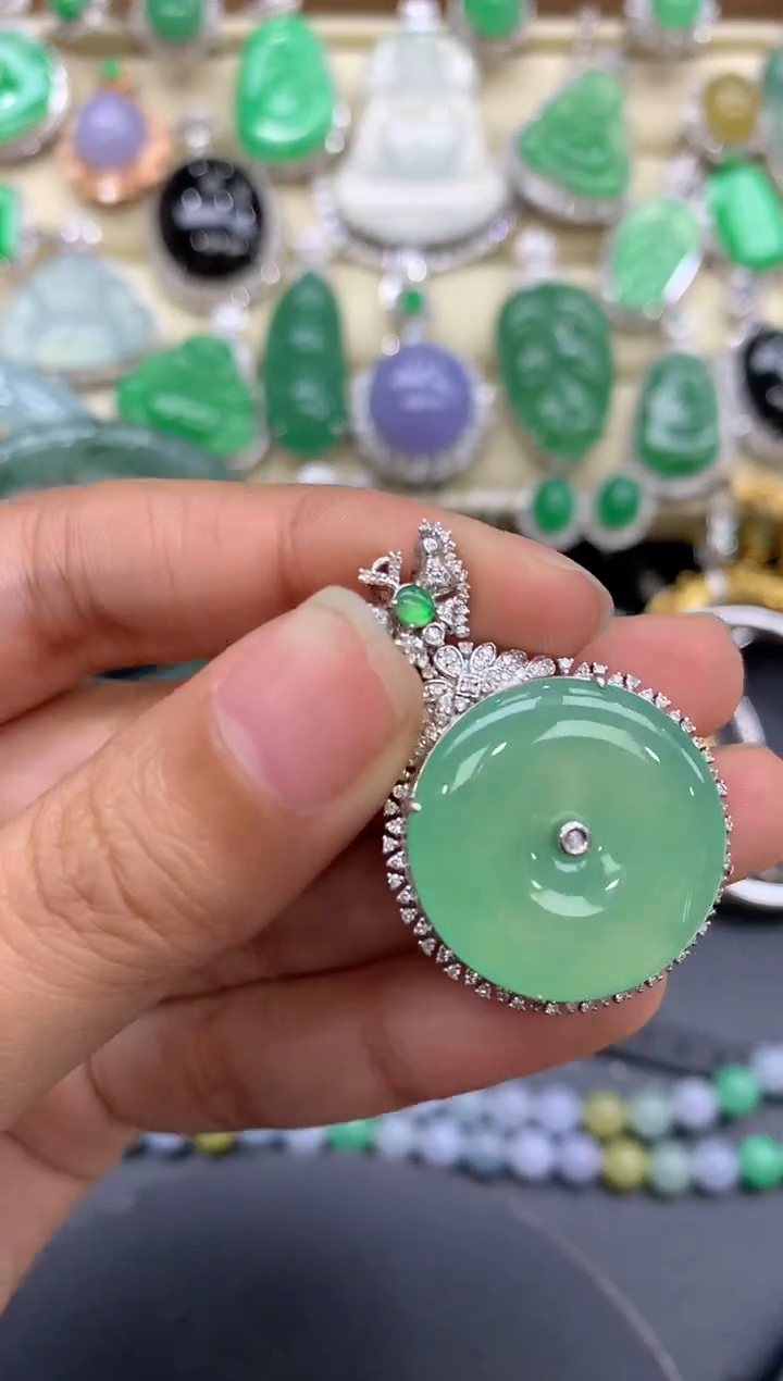 【闪购商品】翡翠颈饰18K金镶嵌395-中国好珍宝