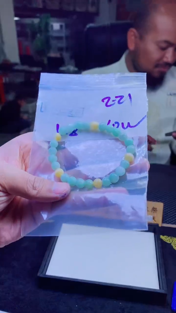 【闪购商品】定制翡翠未镶嵌纯天然缅料翡翠 多样性发货只发其一