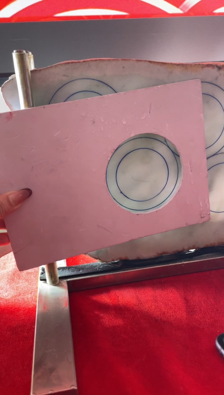 【闪购商品】定制翡翠手镯未镶嵌定制手镯LBFC/DZS