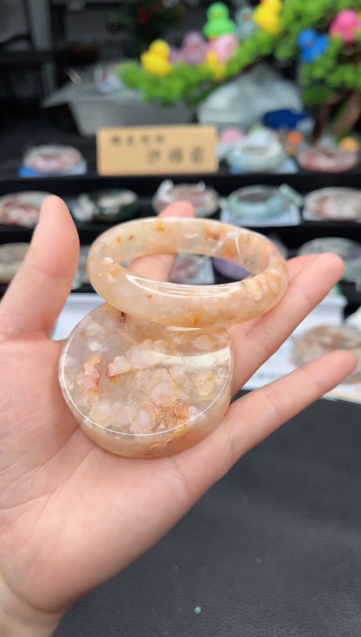 石英质玉未镶嵌手镯60圈口（赠品镯心）3658357