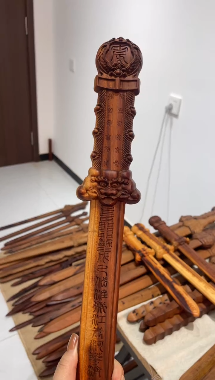 木桃木39公分景震剑一物一拍