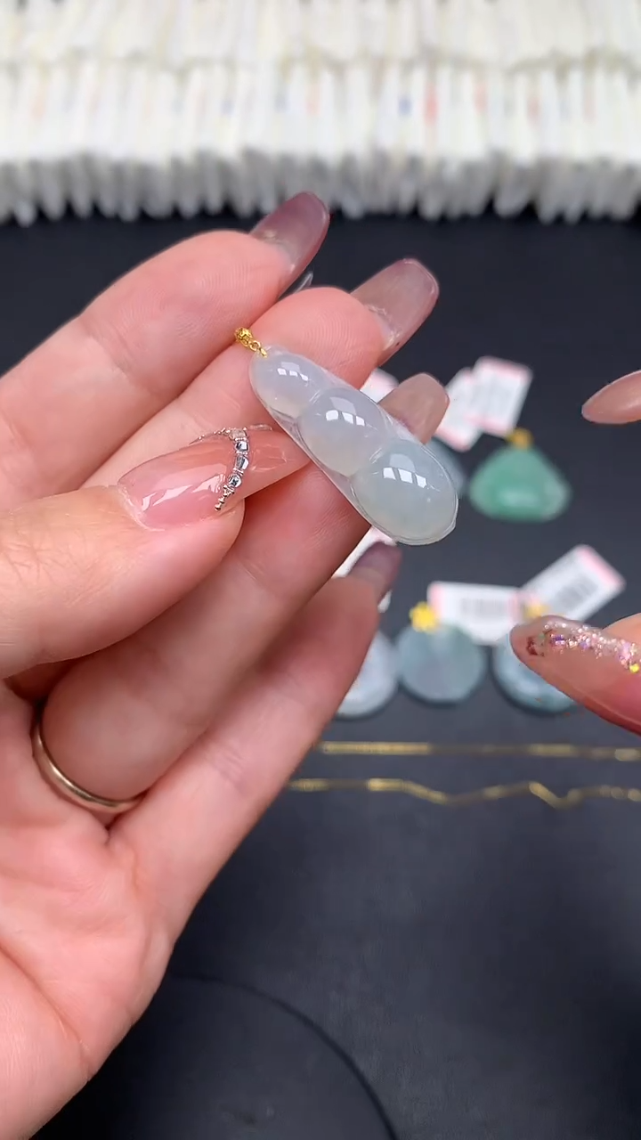 翡翠18K金镶嵌吊坠(不含链)MS180771