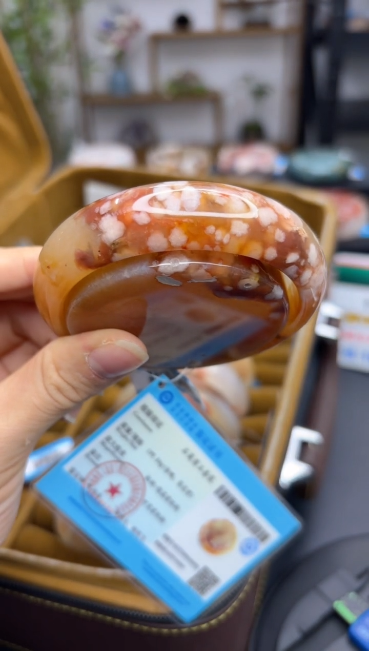 【闪购商品】石英质玉手镯未镶嵌A1296(61圈赠送镯心)