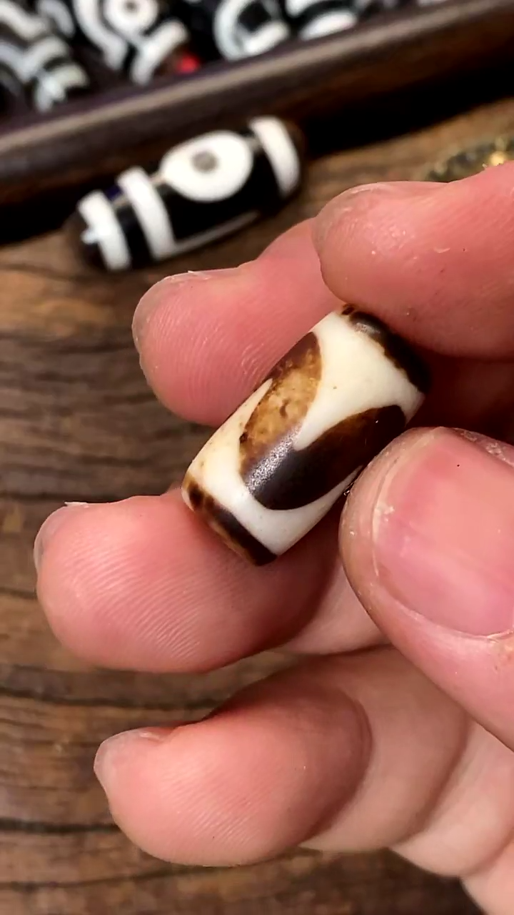 玛瑙/玉髓颈饰未镶嵌4563546