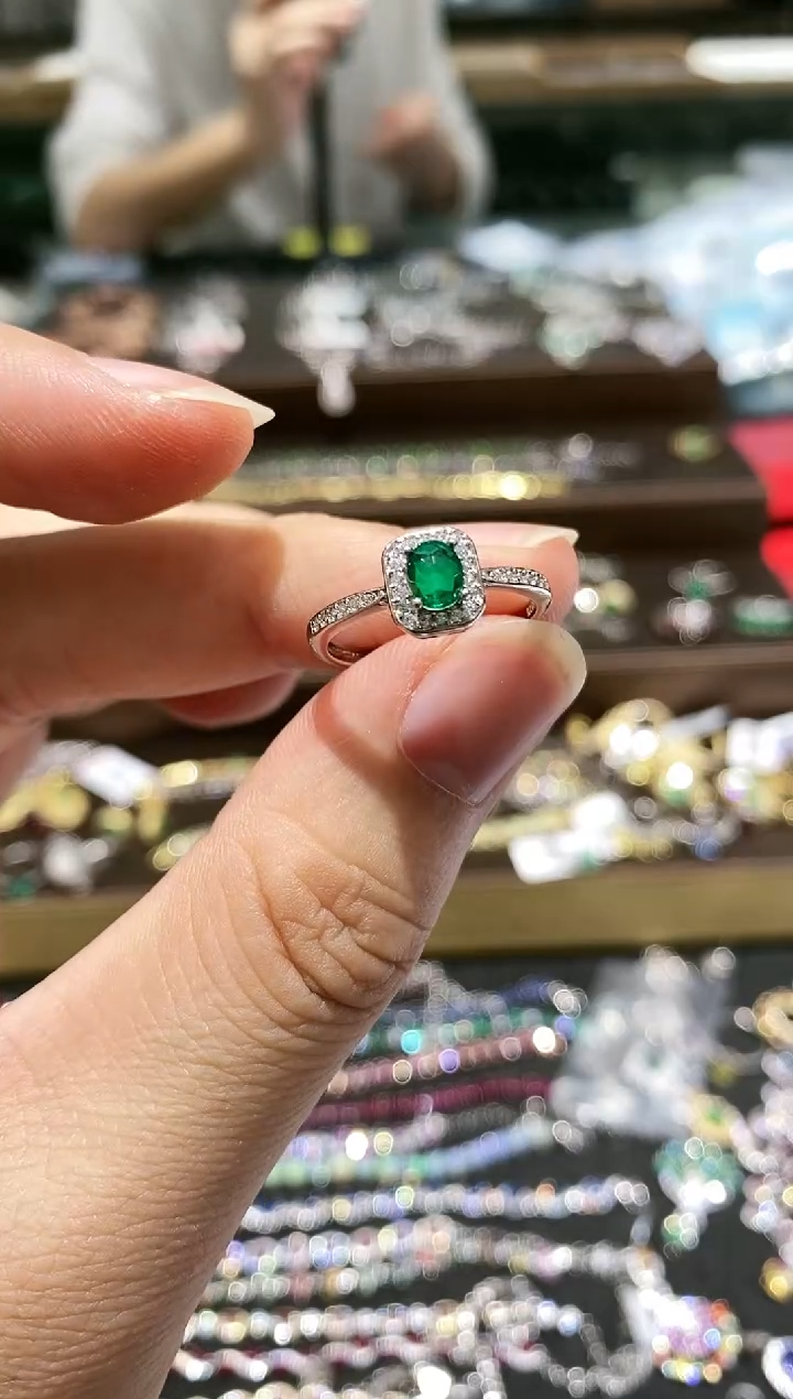 【闪购商品】祖母绿戒指银S925镶嵌戒指