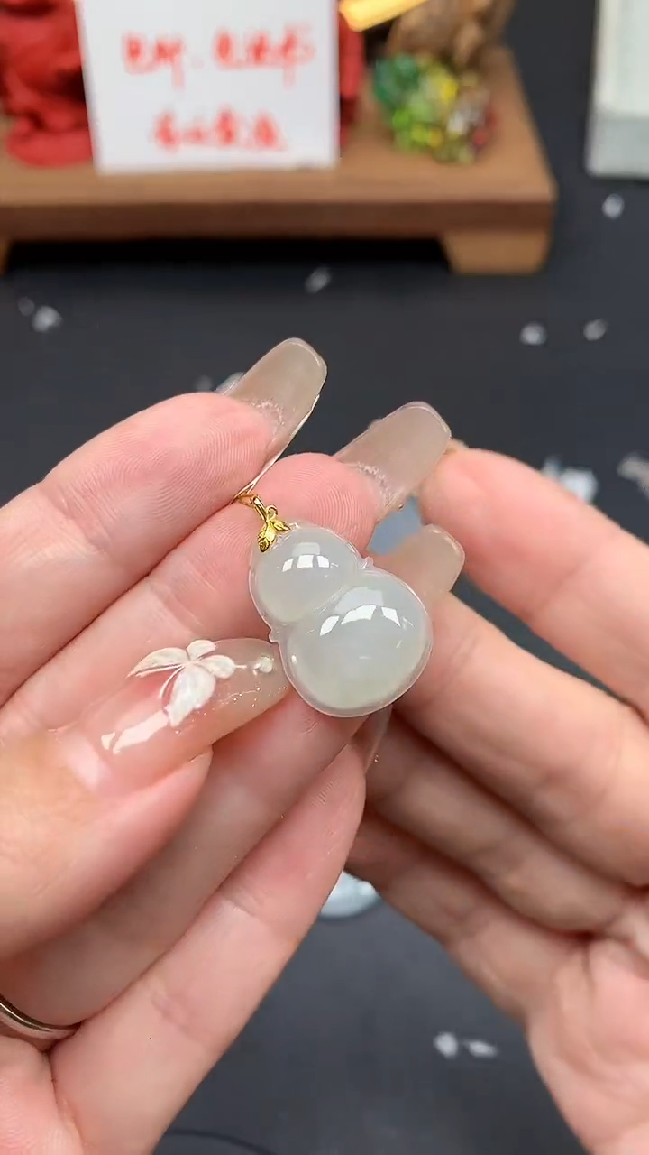 【闪购商品】翡翠吊坠(不含链)18K金镶嵌MS152791