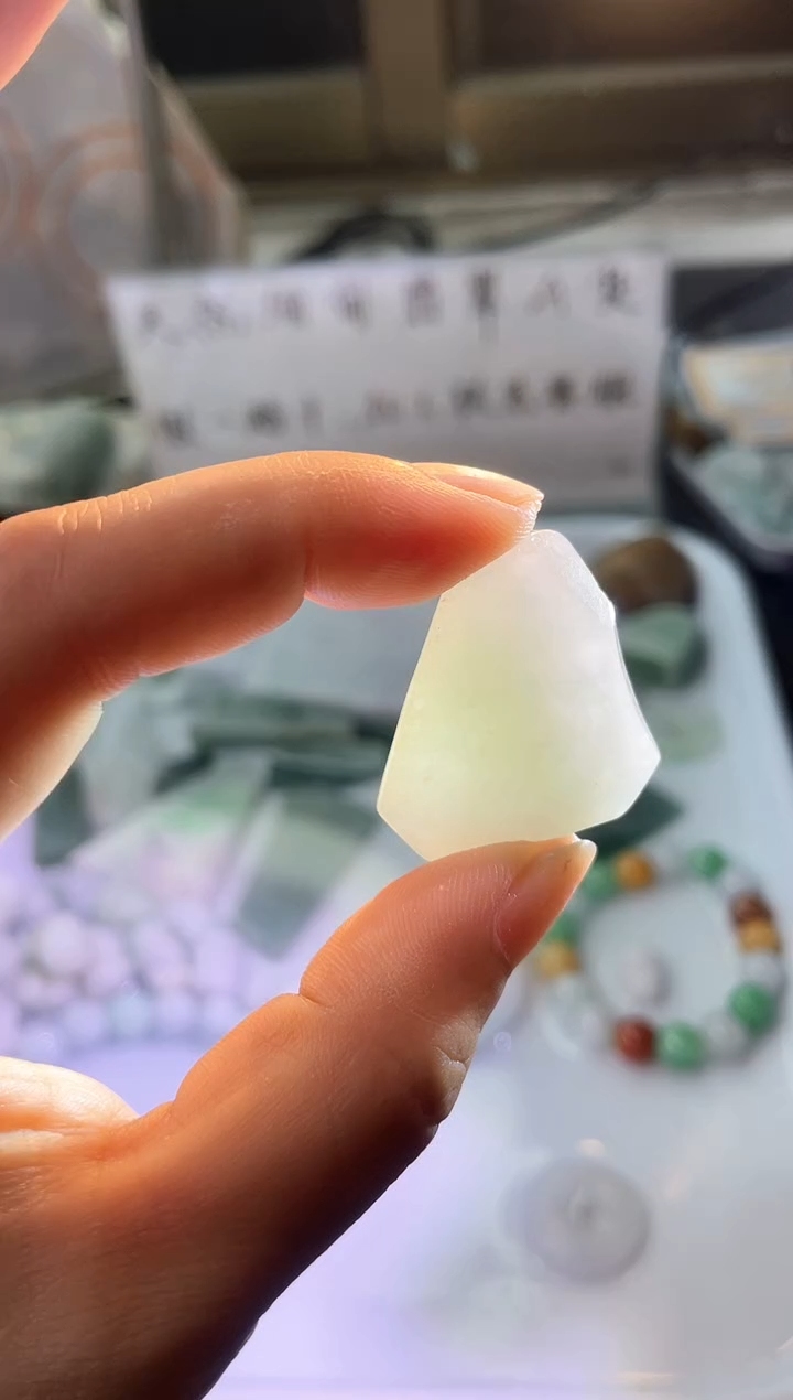 裸石翡翠天然缅甸翡翠A货
