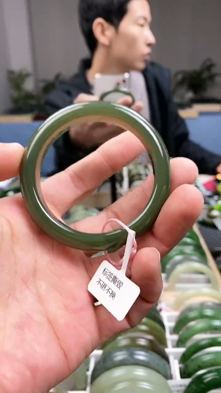 【闪购商品】和田玉手镯未镶嵌53.8