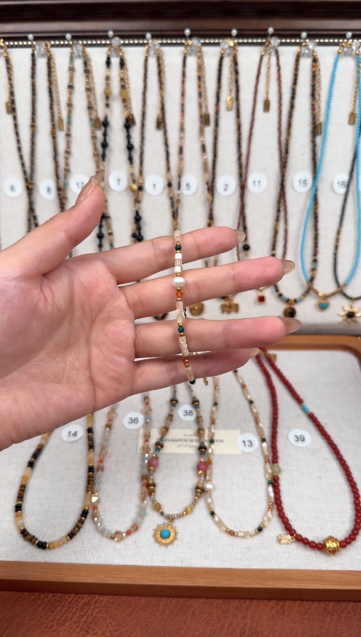 项链钛钢石英质玉手链