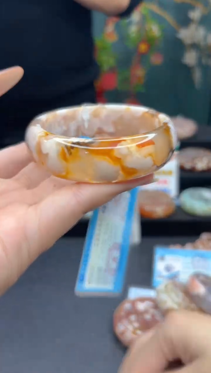 【闪购商品】石英质玉手镯未镶嵌1124（58圈）