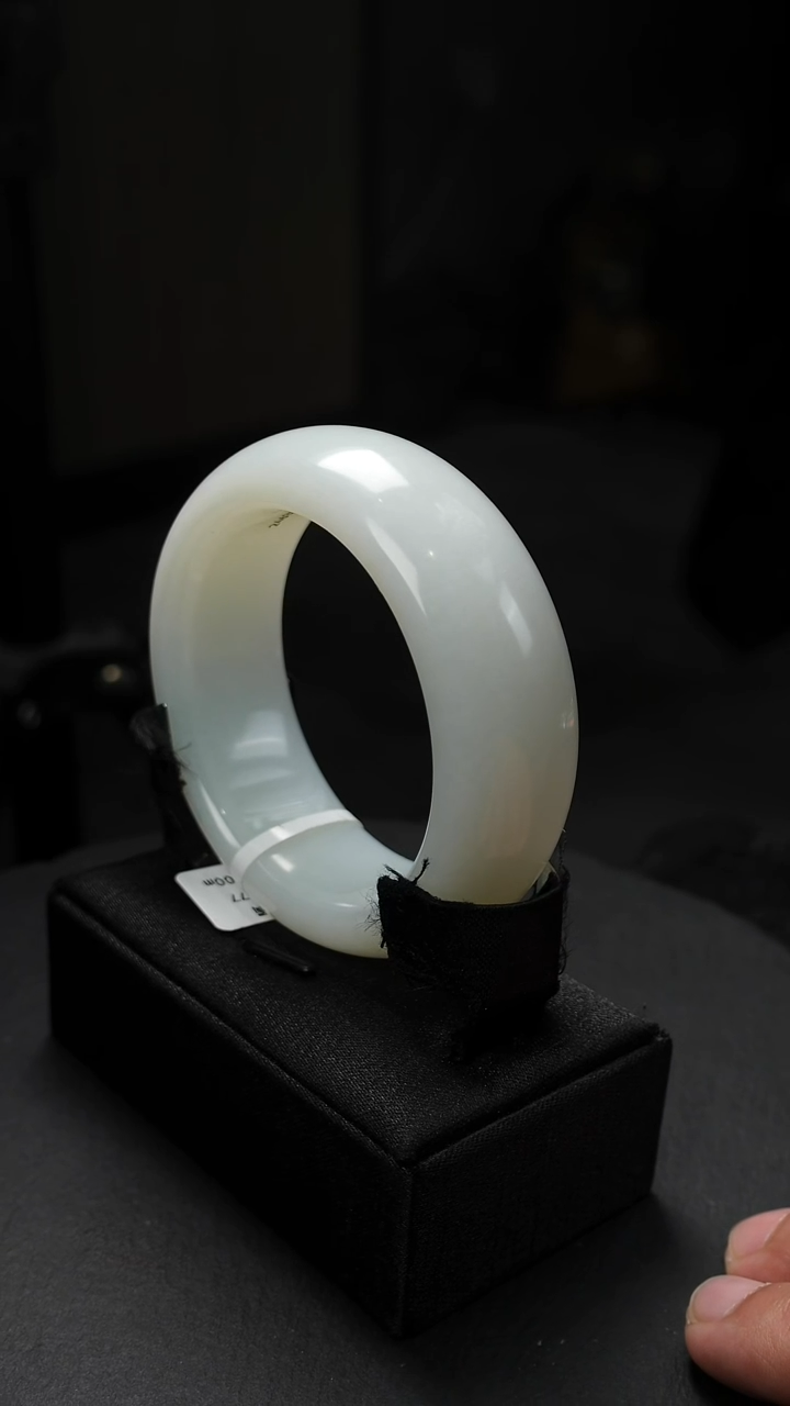 未镶嵌手镯和田玉俄芭莎料宽版手镯55.3圈