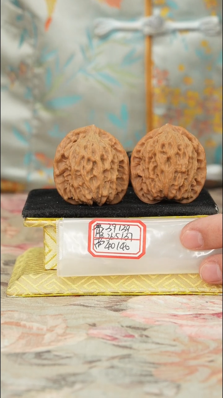 【闪购商品】文玩核桃把件非嫁接北京