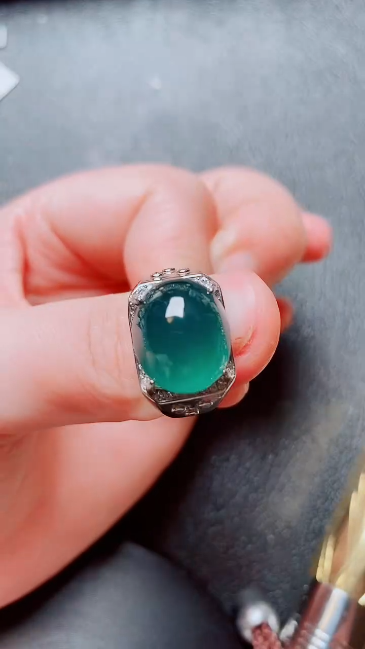 翡翠戒指银S925镶嵌翡翠
