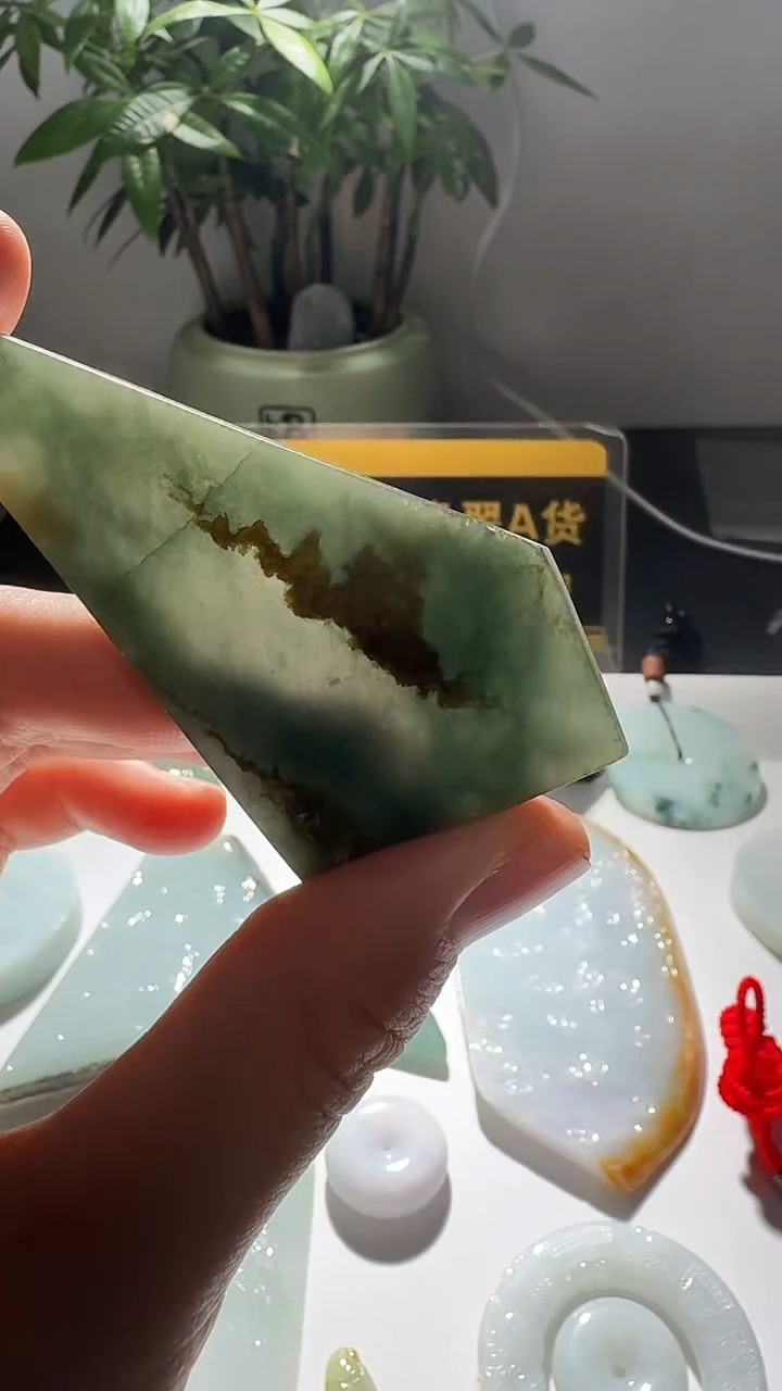 未镶嵌挂件翡翠翡翠