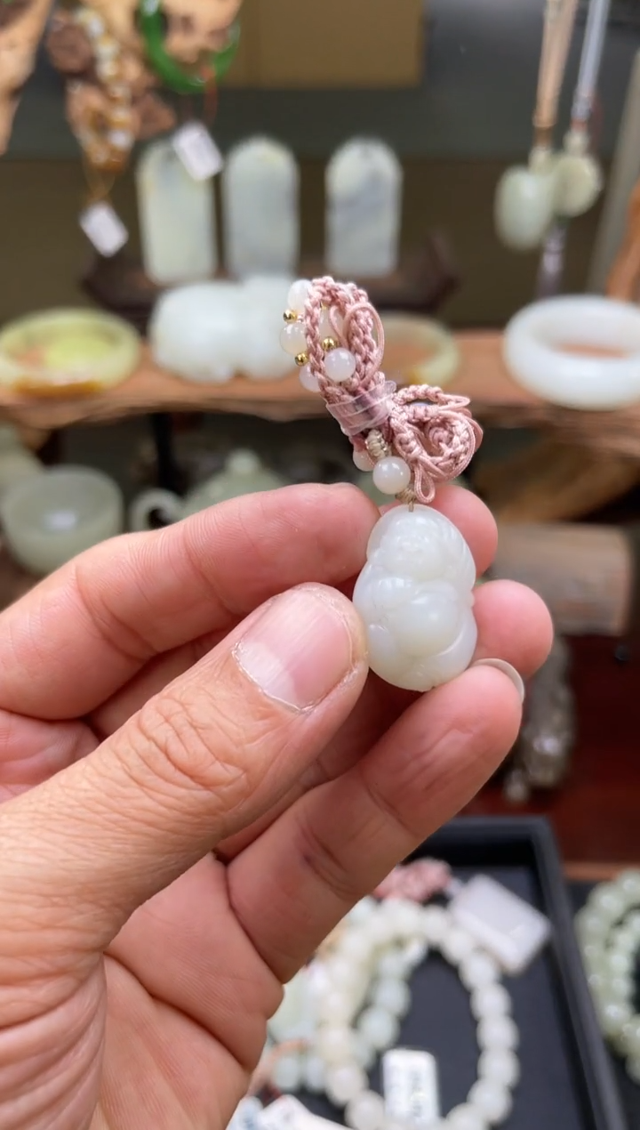 【闪购商品】和田玉吊坠未镶嵌新疆米达 逍遥佛