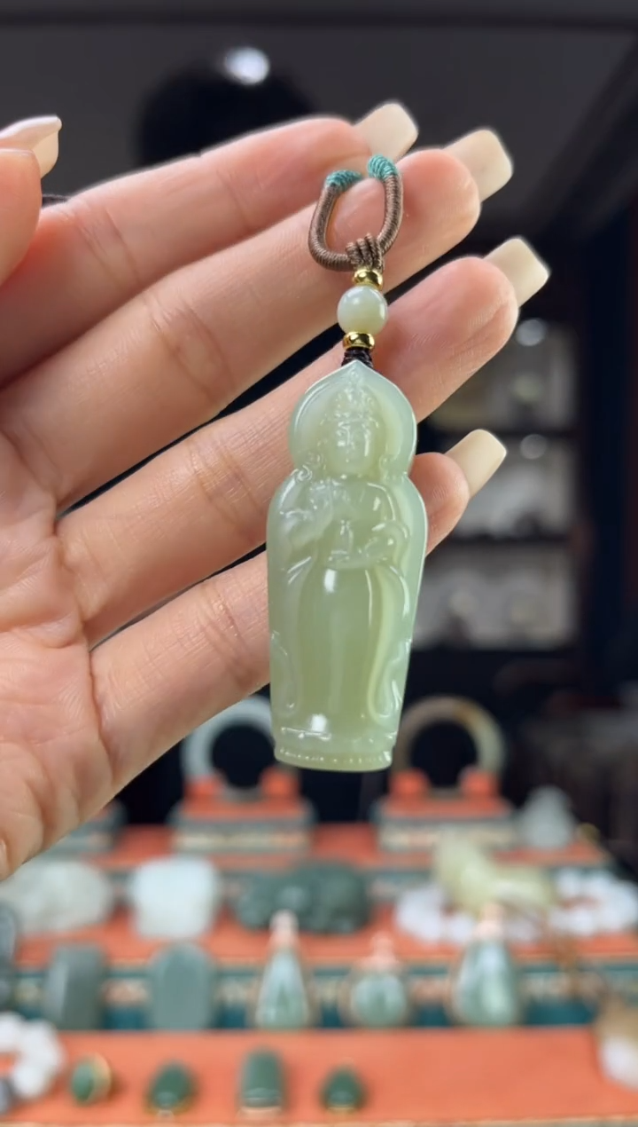 颈饰未镶嵌和田玉佩佩