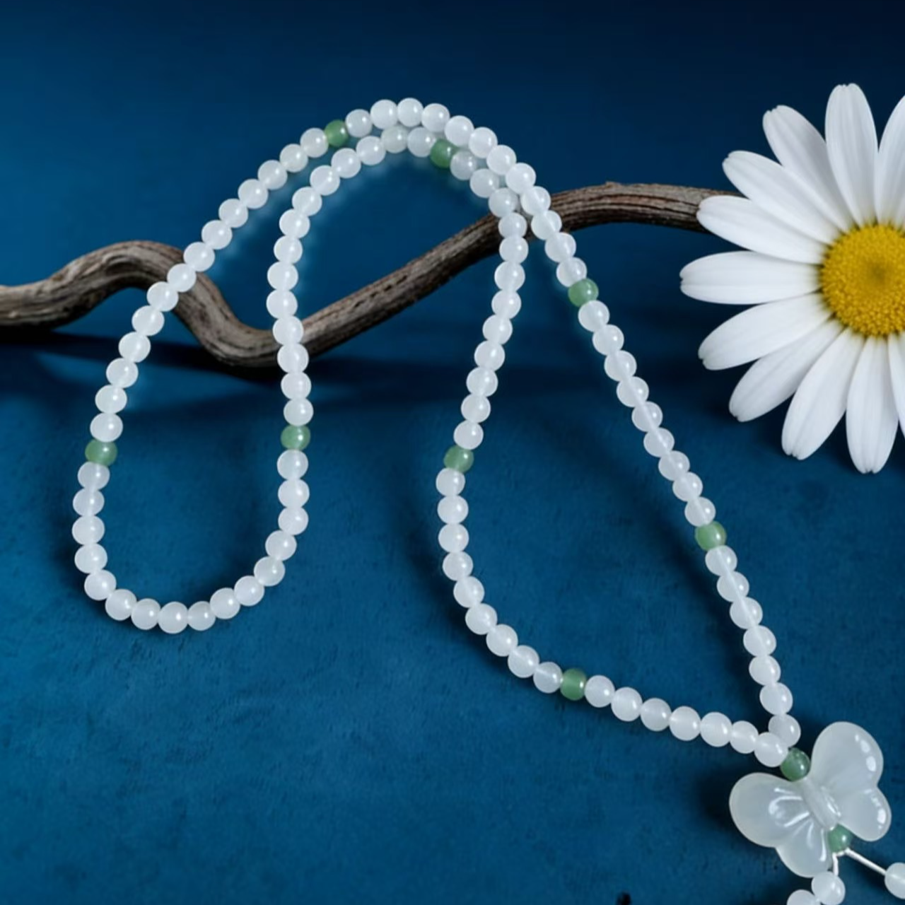 新疆天然天山翠蝴蝶吊坠项链多样性发其一