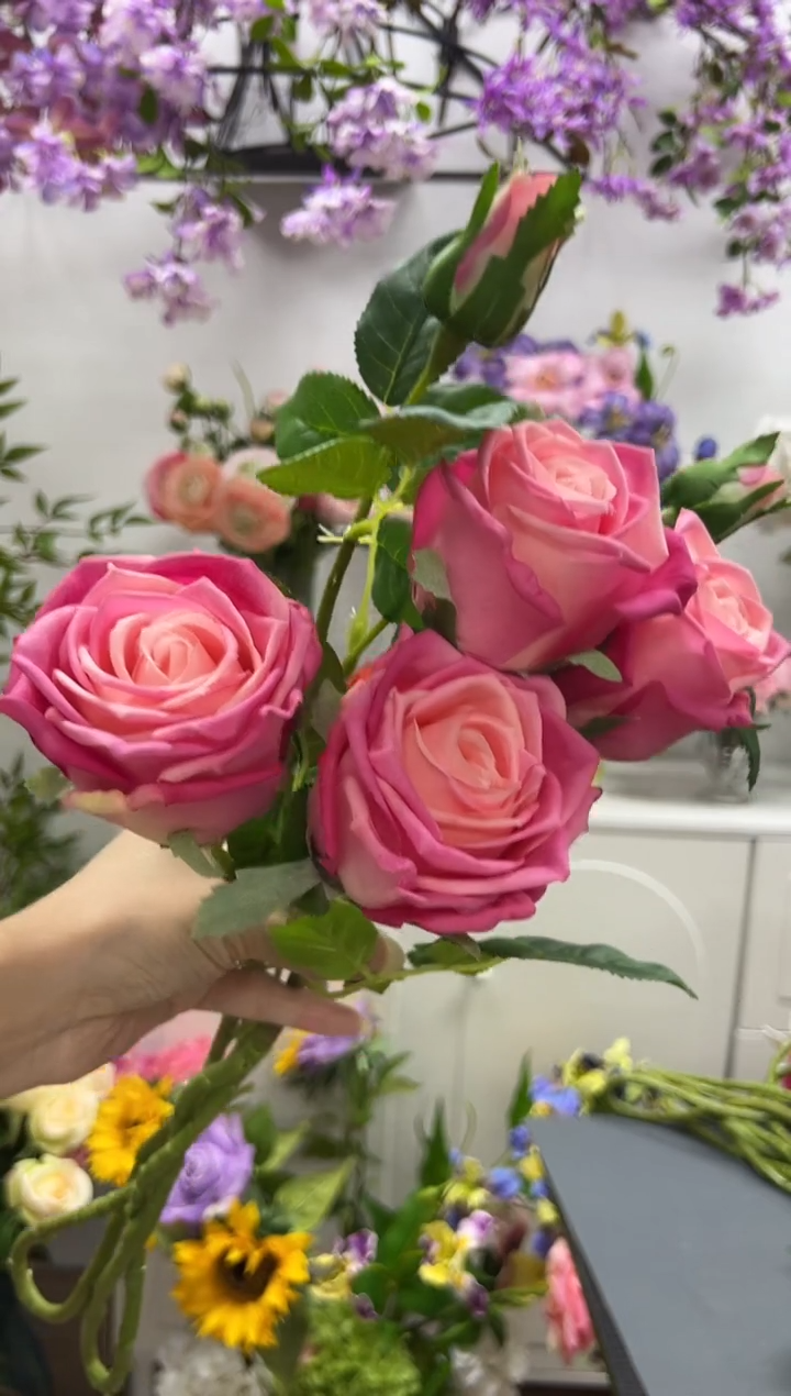 2枝深粉手感保湿赛车手