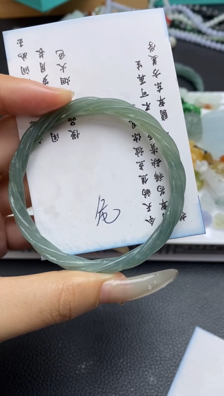 未镶嵌定制翡翠翡翠毛货~