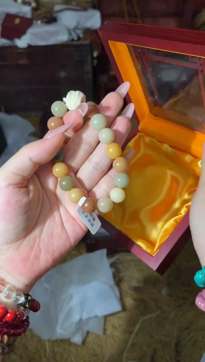 手串智网云仓专属闪购链接无礼盒02700