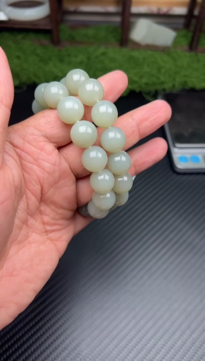 未镶嵌手串和田玉且末微色差近矿卡14多样性发货拍一发一