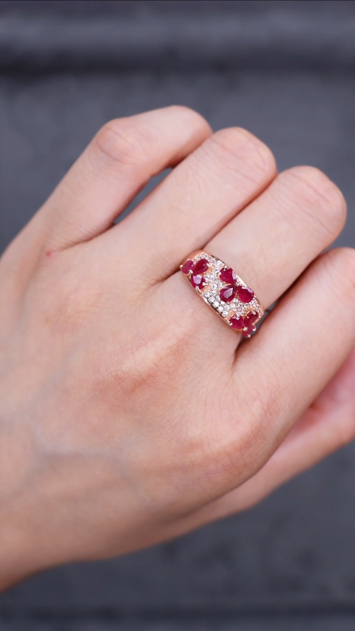 【闪购商品】手饰银S925镶嵌红宝石手饰