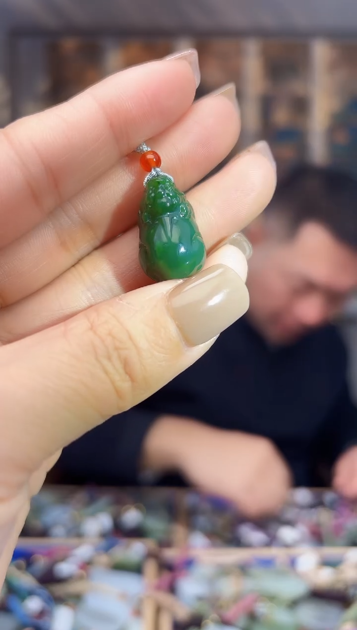 【闪购商品】和田玉挂件未镶嵌拍一发一