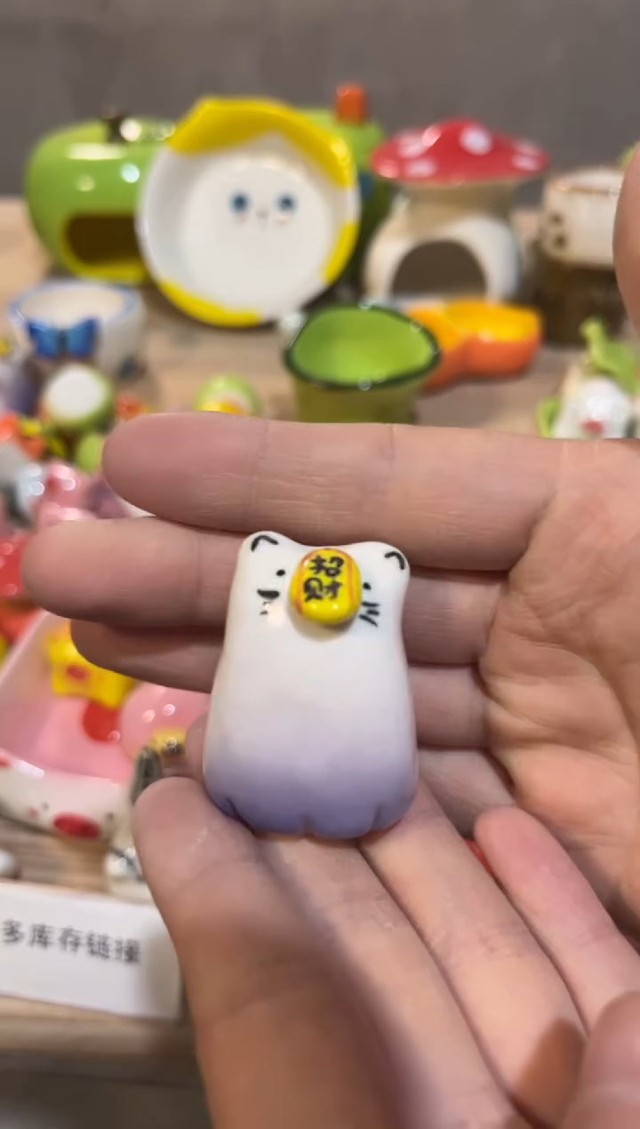 211手工手绘陶瓷品