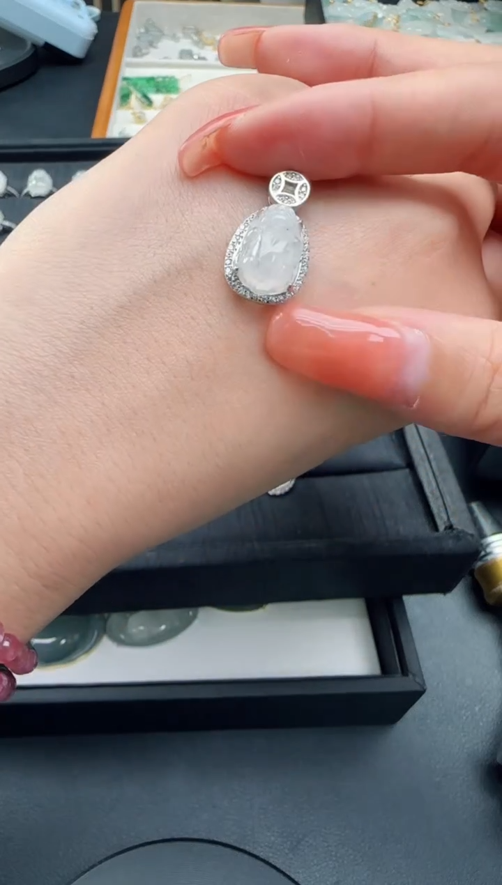 【闪购商品】翡翠颈饰银S925镶嵌TZG0118214