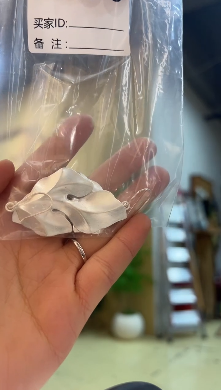 无925银紫**烟耳饰